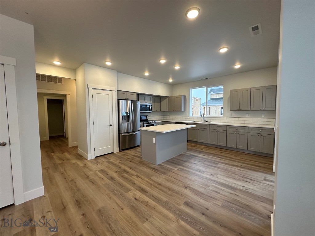 Bozeman MT 59718 - 1