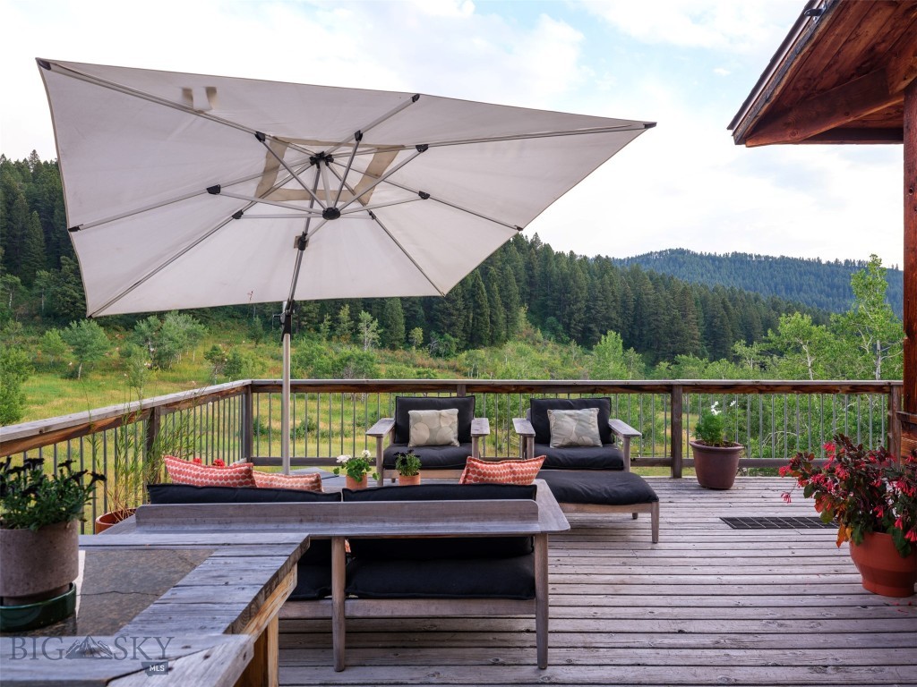 210 Upper Kelly Creek Road