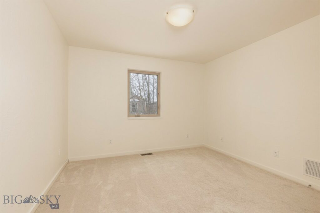 210 Talon Way