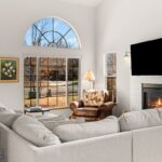 211 N Sanders Avenue