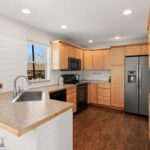 211 N Sanders Avenue