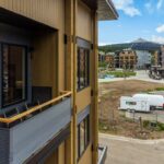 211 Town Center Avenue