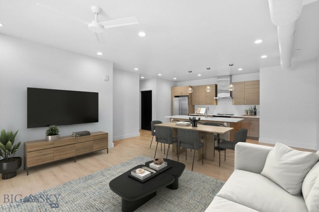 211 Town Center Avenue