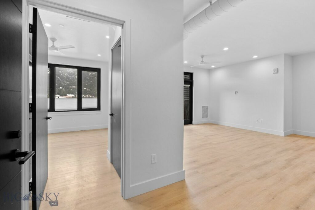 Big Sky MT 59716 - 12