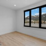 211 Town Center Avenue