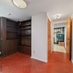 212 N Broadway Street
