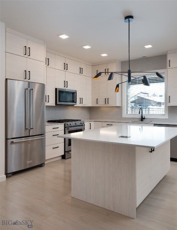 Bozeman MT 59718 - 7