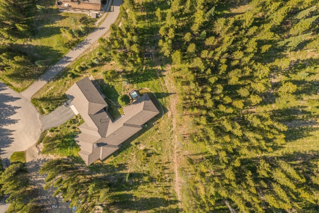 Big Sky MT 59716 - 1