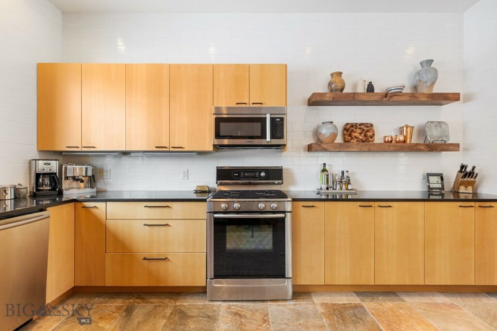 214 W Pine Cone Terrace