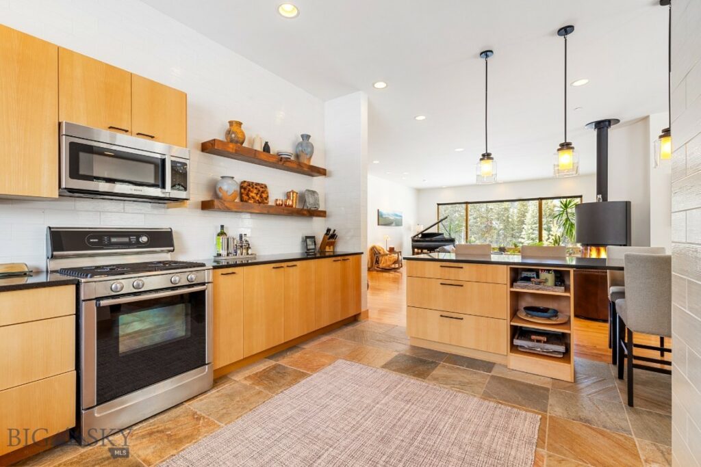 Big Sky MT 59716 - 9