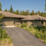 214 W Pine Cone Terrace