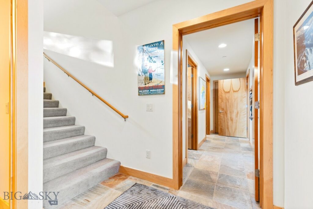 Big Sky MT 59716 - 25