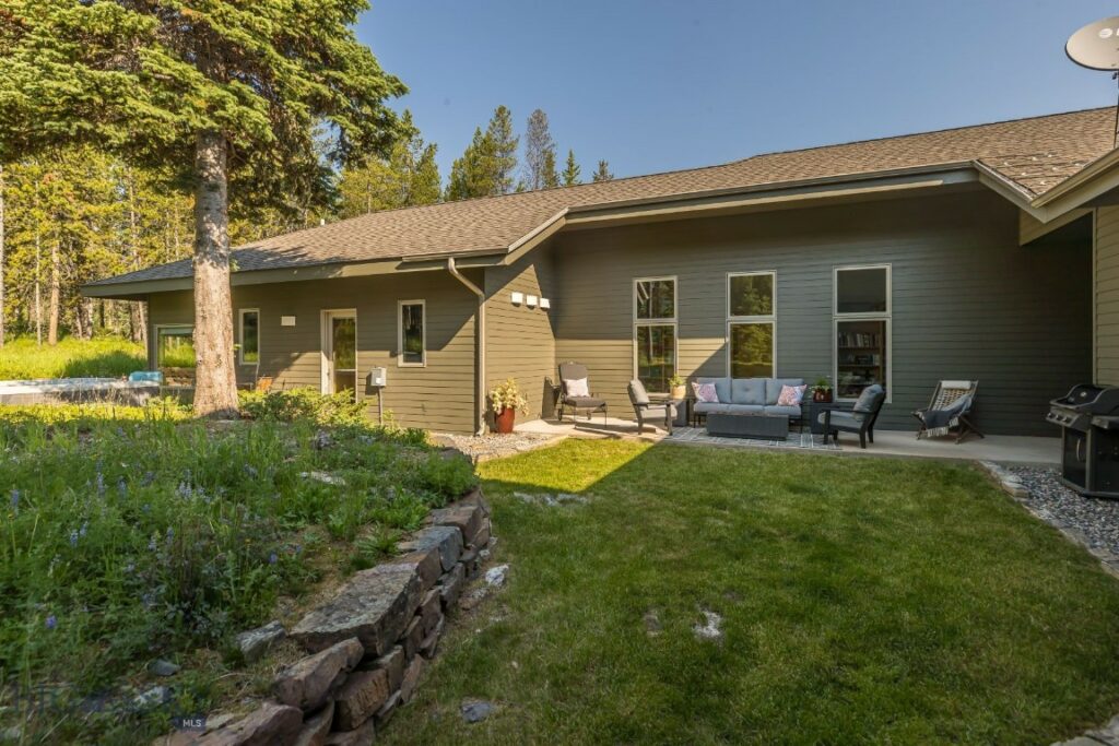 214 W Pine Cone Terrace