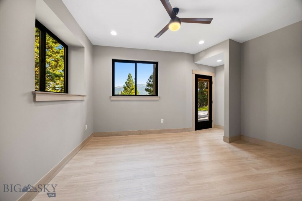 215 Wedeln Drive