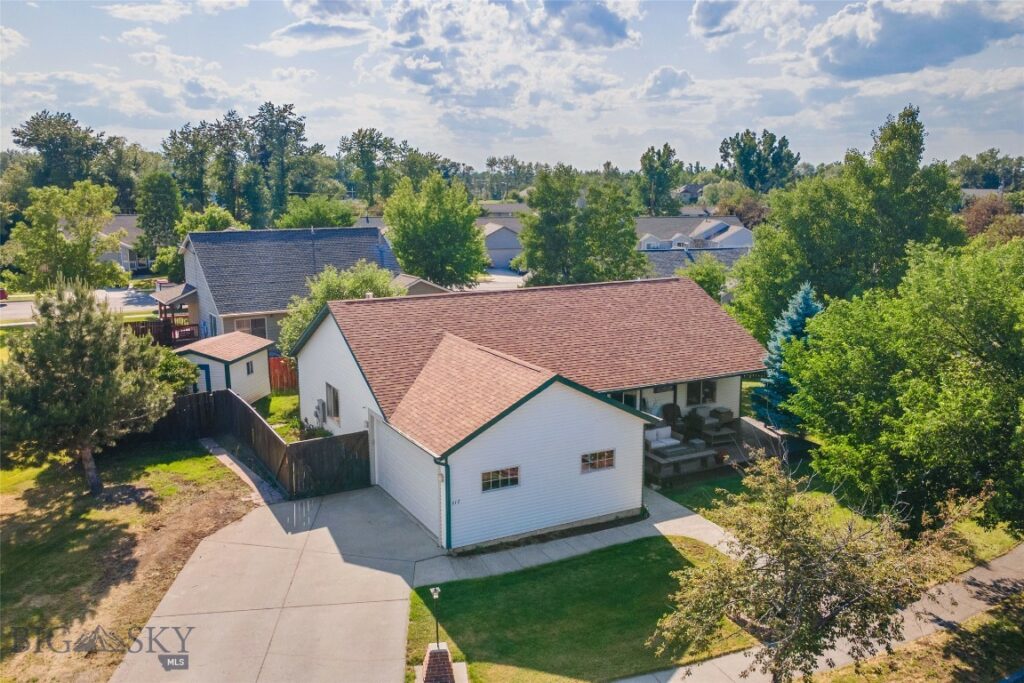 217 Lillian Way