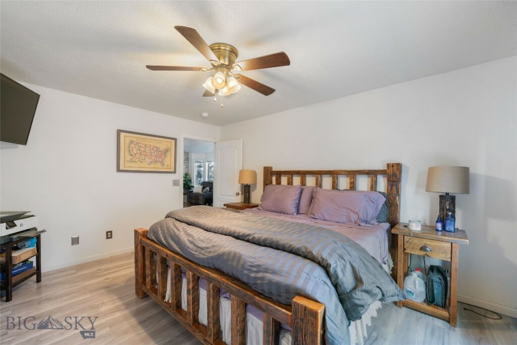 217 Lillian Way