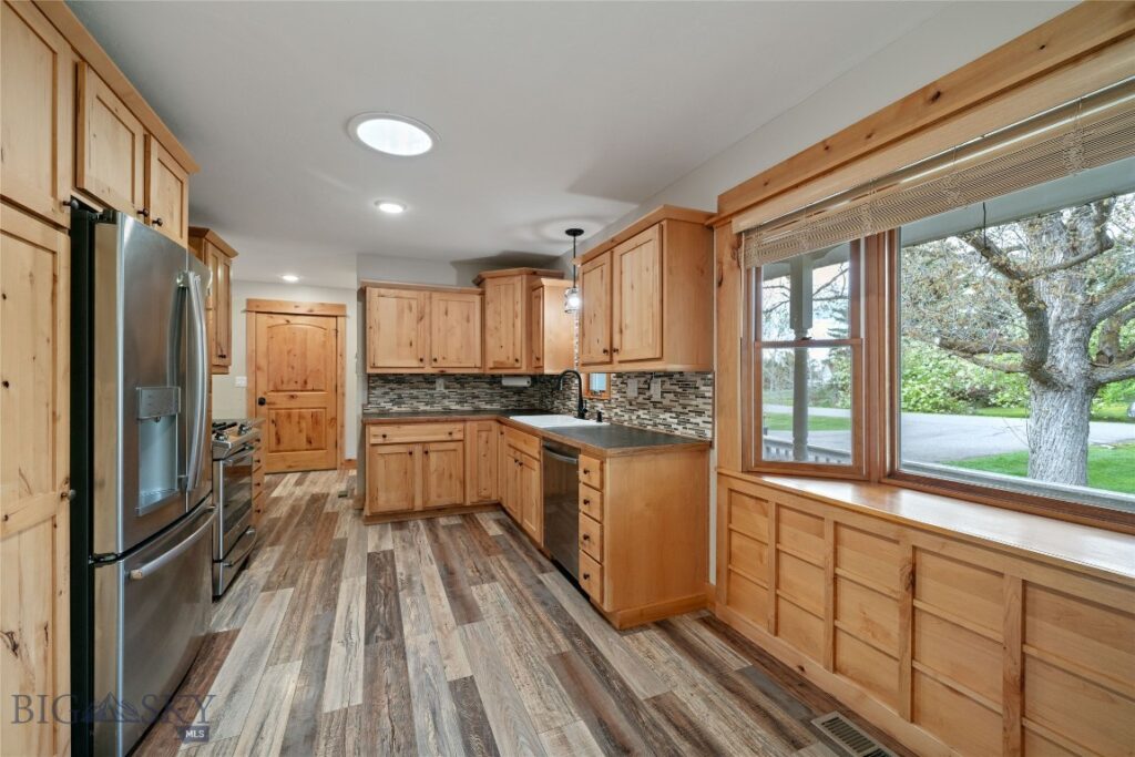 219 Coulee Drive
