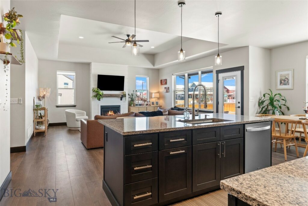 22 Battle Peak Court