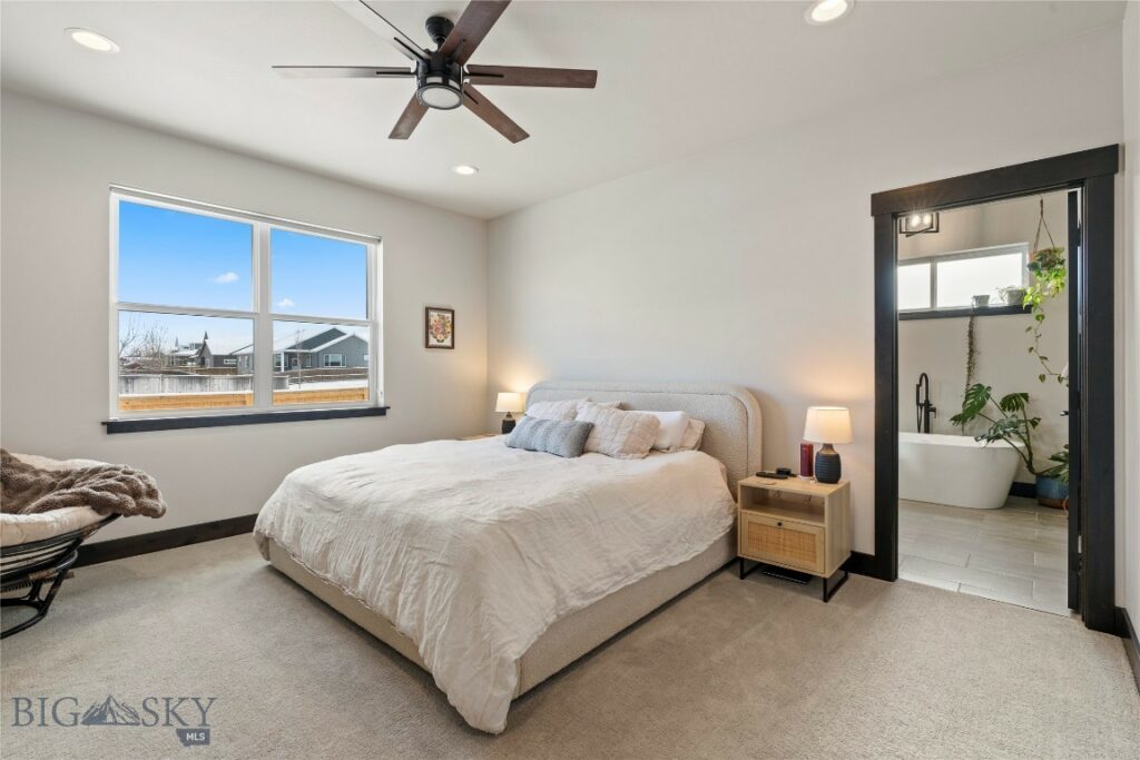 22 Battle Peak Court