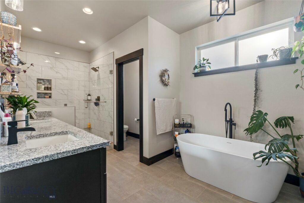 22 Battle Peak Court