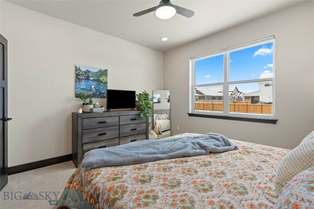 22 Battle Peak Court