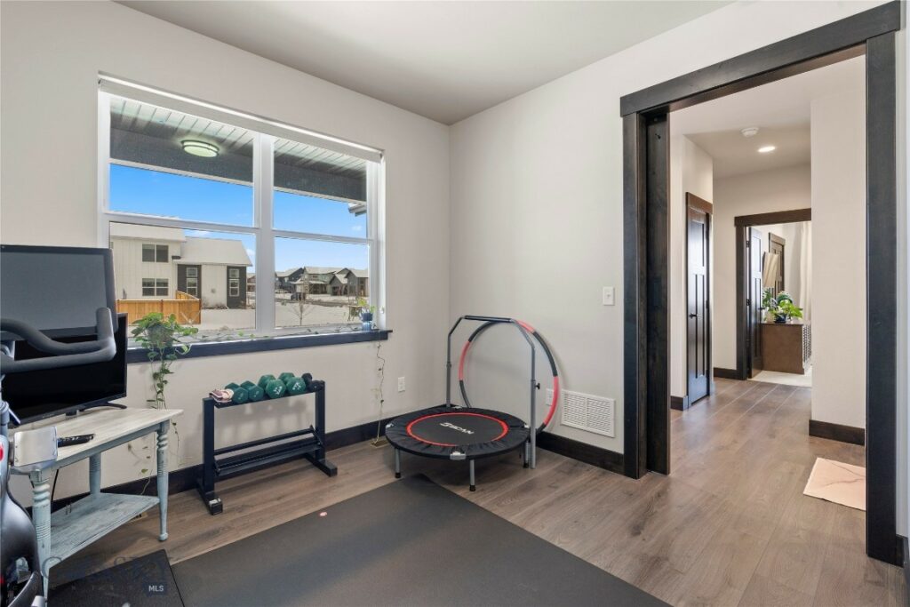 22 Battle Peak Court