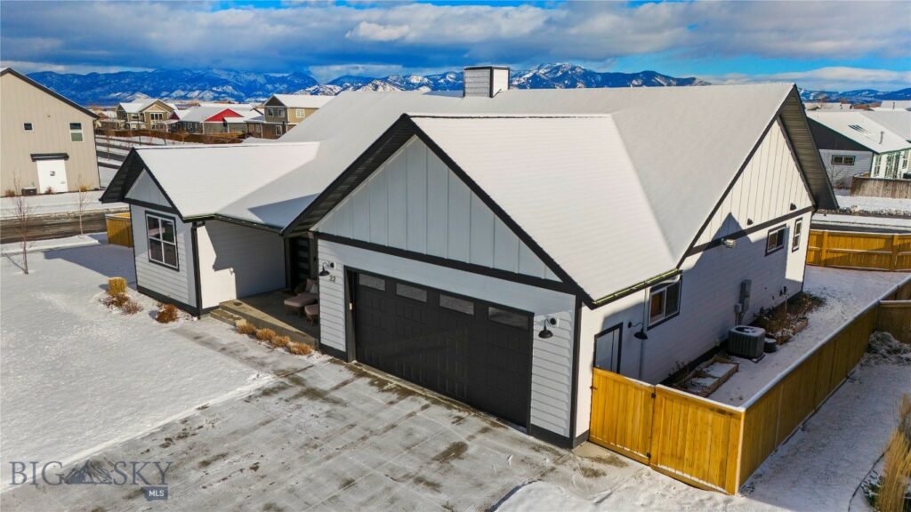 22 Battle Peak Court