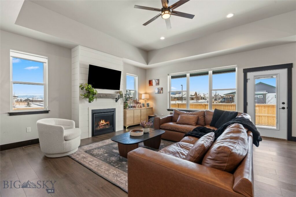 22 Battle Peak Court