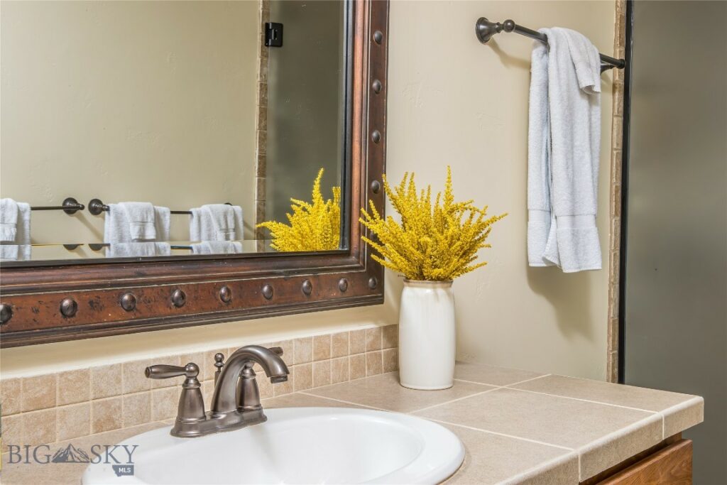 22 Limber Pine Place