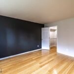 2200 W Dickerson