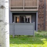 2200 W Dickerson