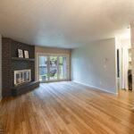 2200 W Dickerson