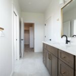 2210 Oriole Drive