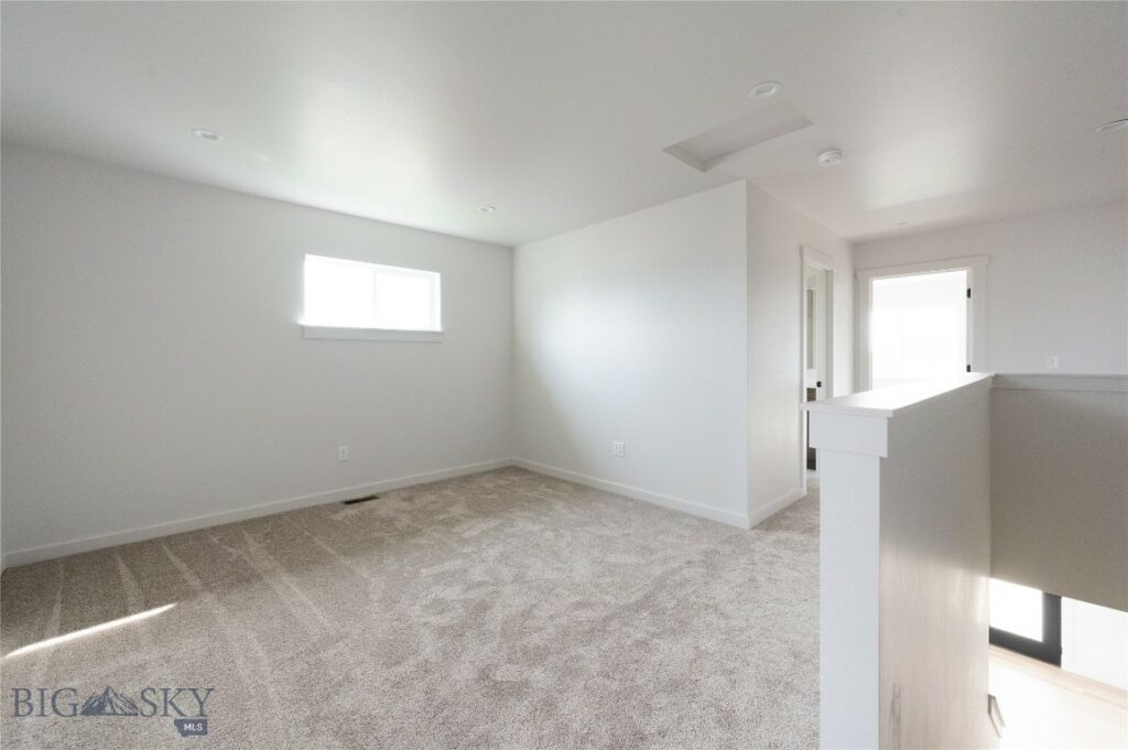 2210 Oriole Drive