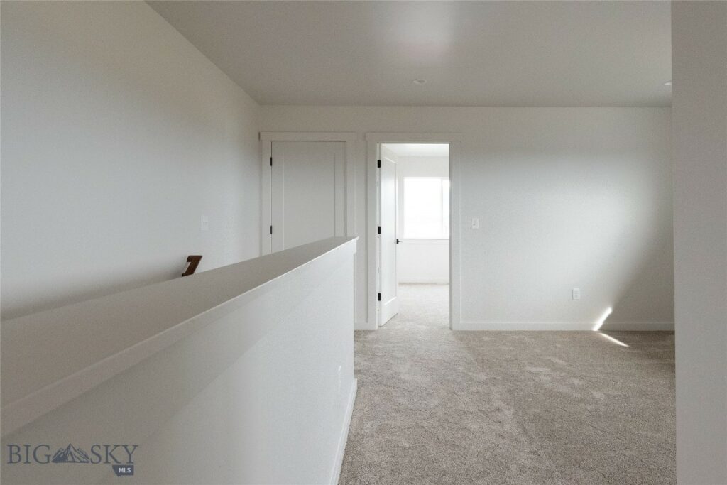 2210 Oriole Drive