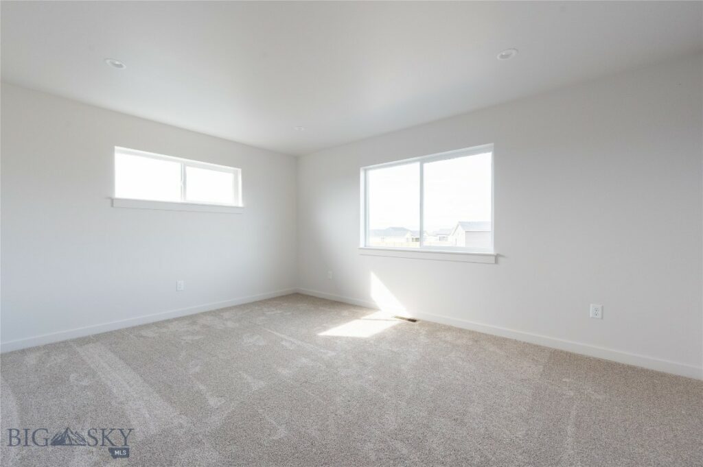 2210 Oriole Drive