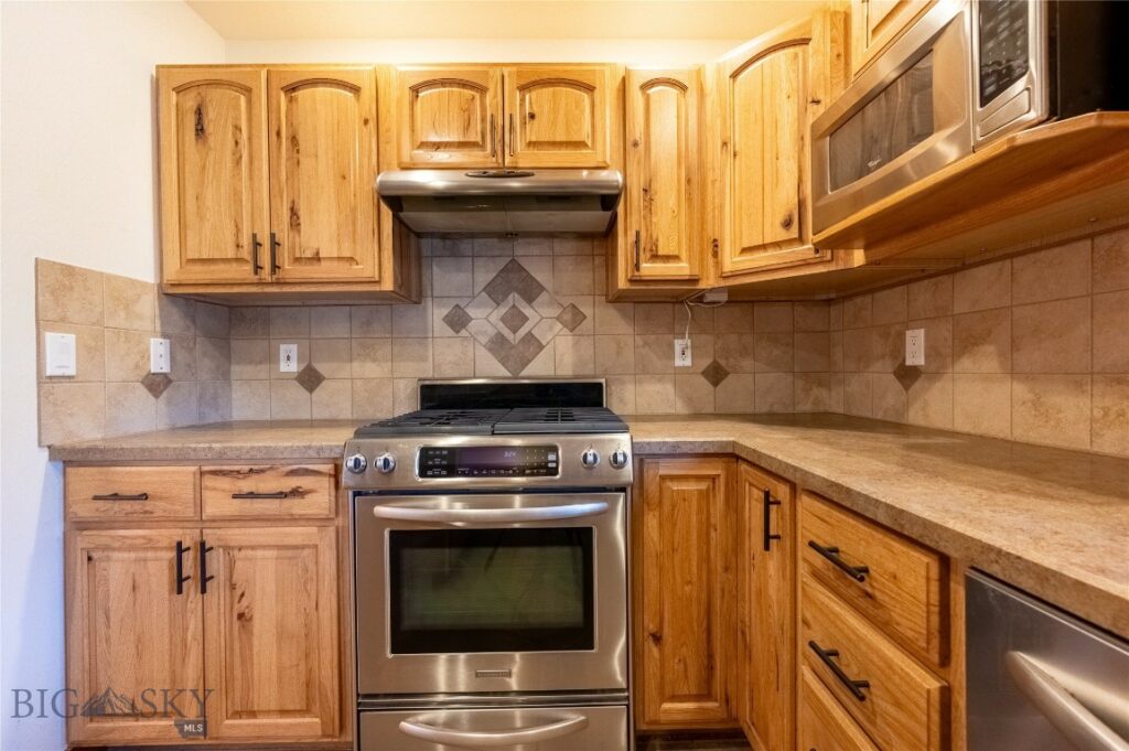 2212 Sourdough Road