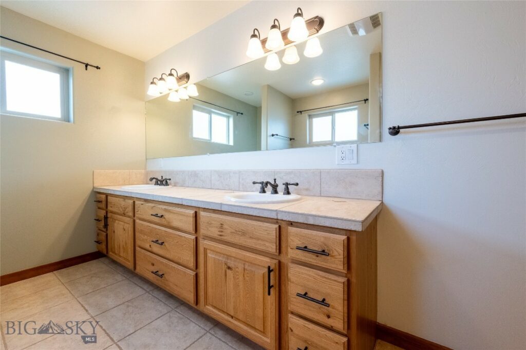 Bozeman MT 59715 - 16