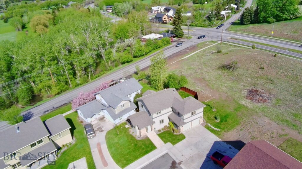 2212 Sourdough Road