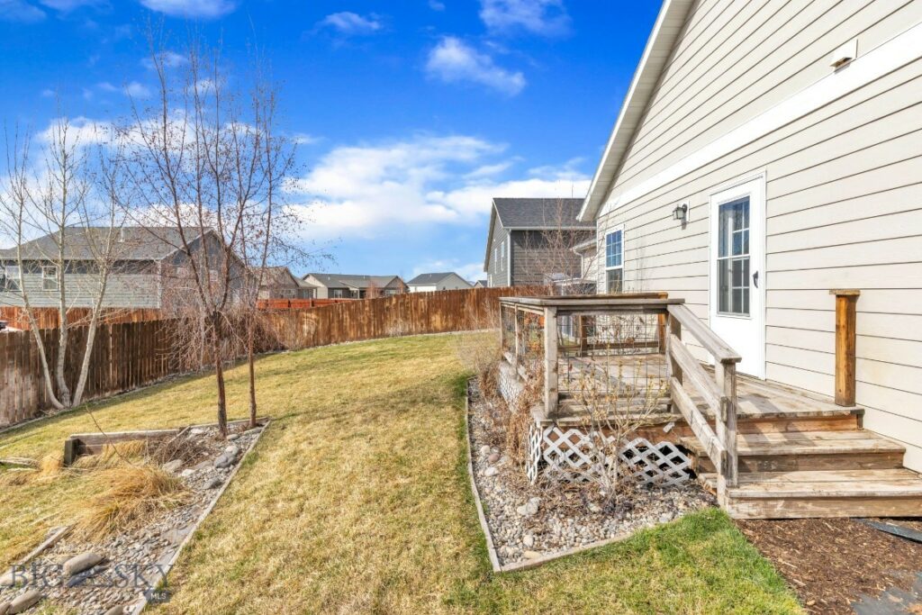 2219 Sturnella Lane