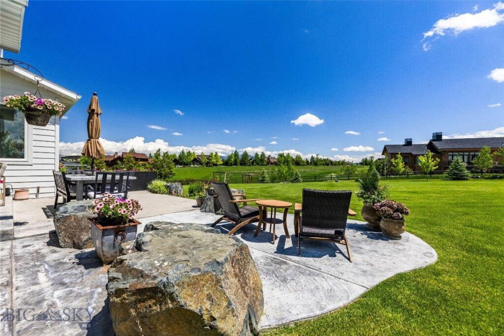 222 Higain Trail