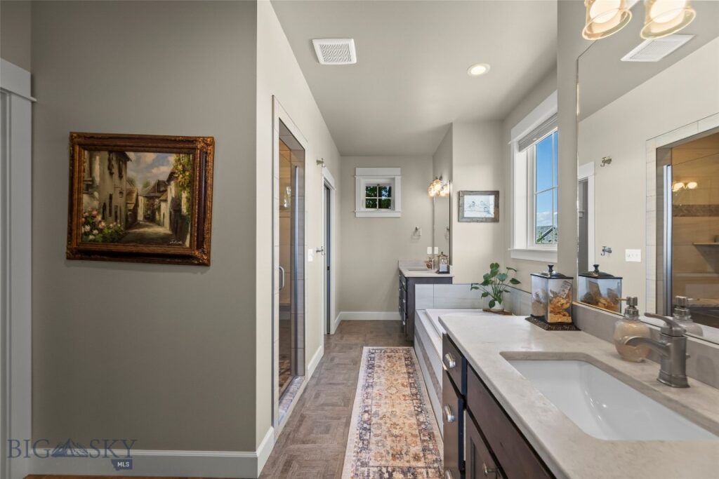 222 Higain Trail