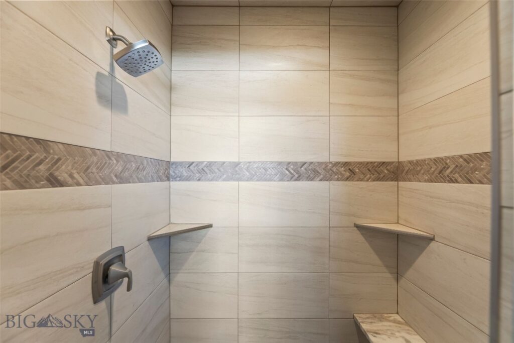 222 Higain Trail
