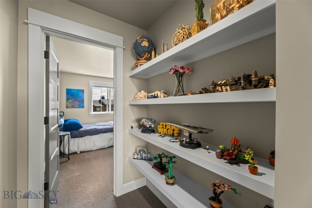 222 Higain Trail
