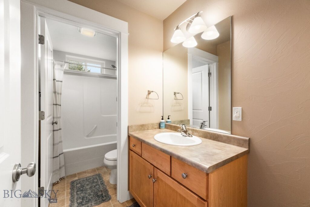 2229 Buckrake Avenue