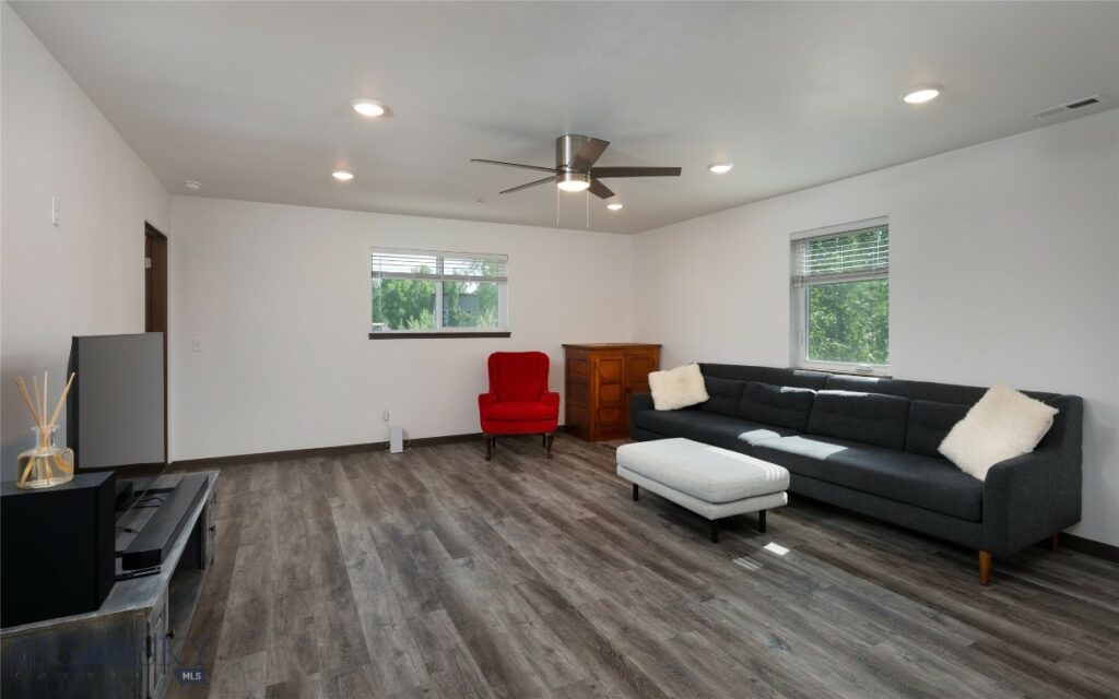 223 New Ventures Drive Unit E