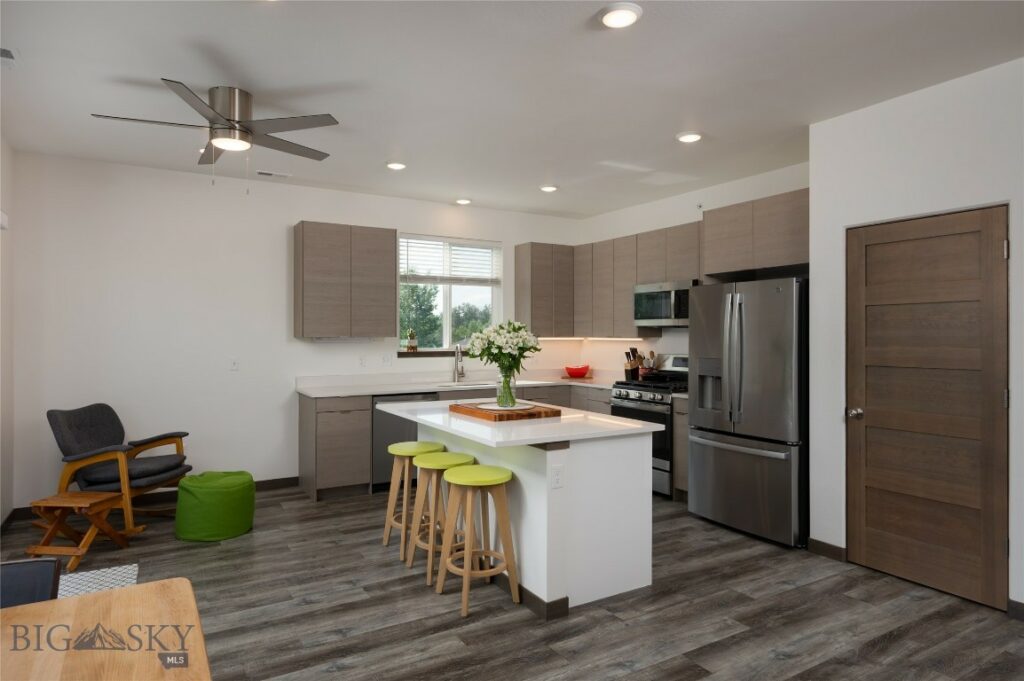 223 New Ventures Drive Unit E