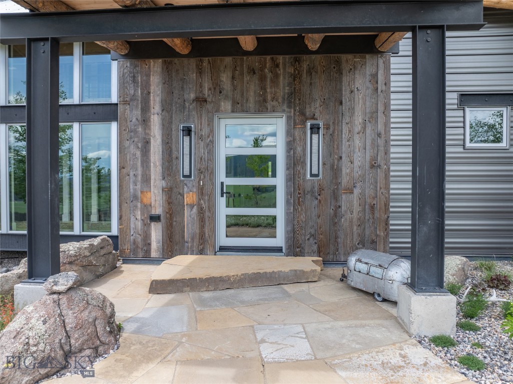 225 Alpen Strasse Street