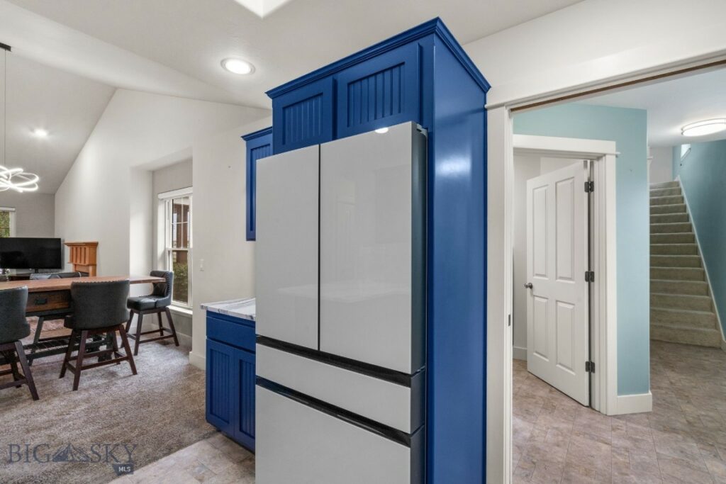 Belgrade MT 59714 - 9