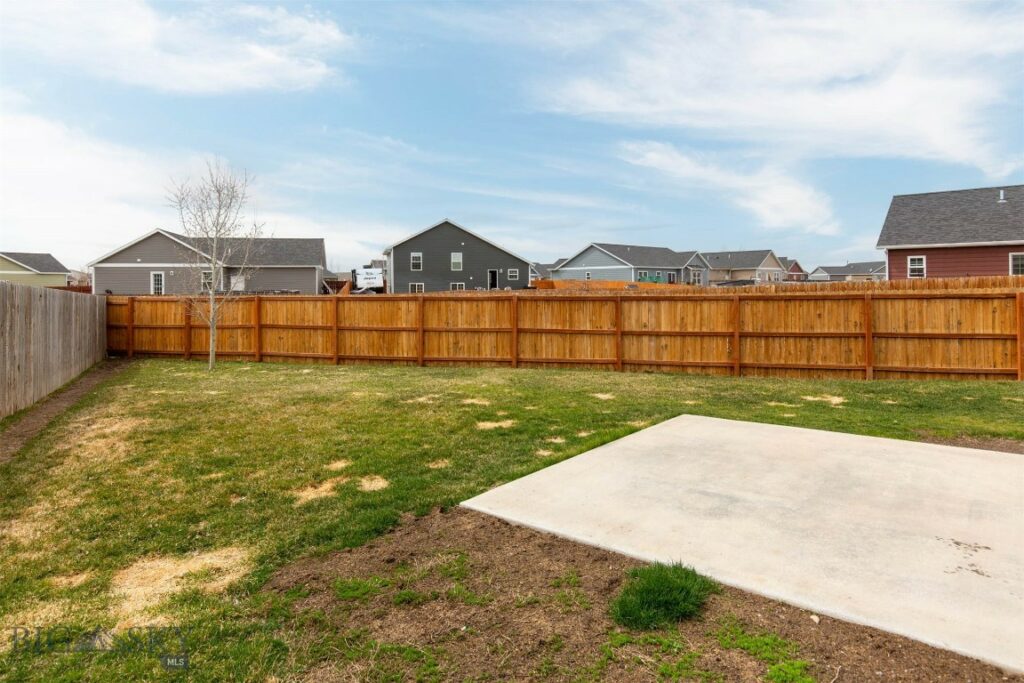 2300 Sturnella Lane